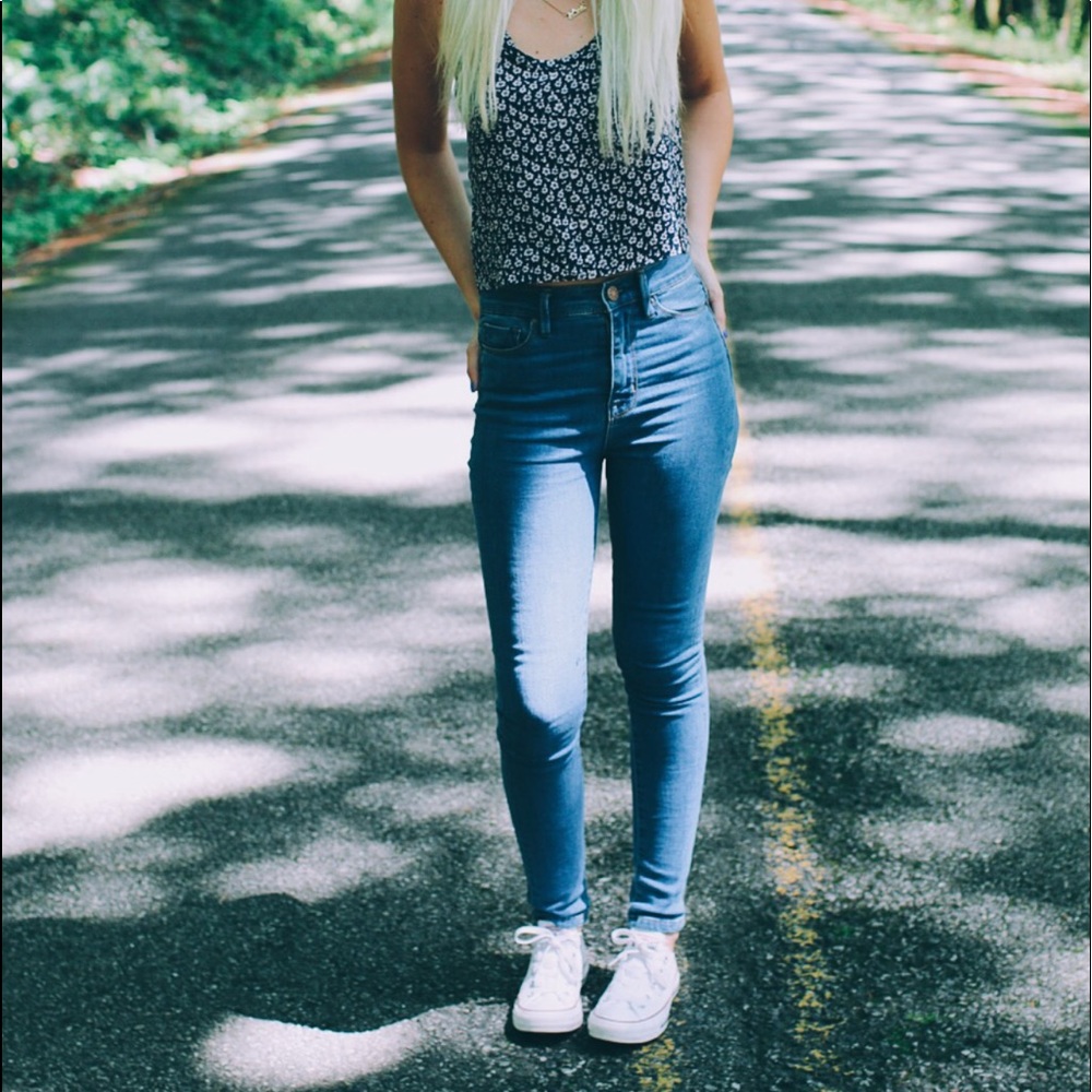 BDG Super High Rise Twig Jeans